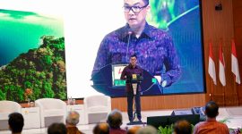 Direktur Utama PLN Darmawan Prasodjo menjelaskan, PLN terus menjalin kolaborasi dengan mitra global untuk mendukung langkah transisi energi dari Pemerintah salah satunya melalui peresmian kantor bersama IHA dan INAHA di Kantor Pusat PLN.