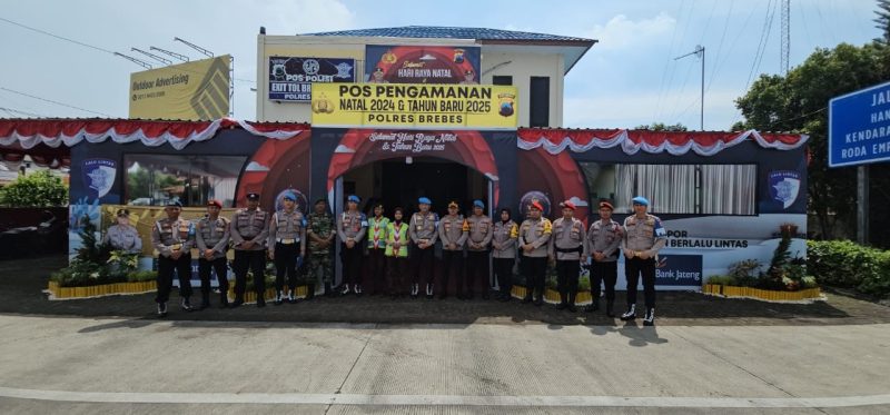 Tim Biro Provos Divpropam Polri, dipimpin Kombes Pol Riko Junaldy, mengunjungi sejumlah Pospam di wilyah hukum Polres Brebes (foto: ismail/Poskota.online)