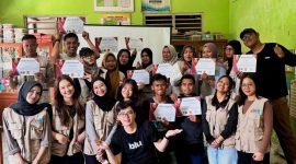 Foto Bersama Kegiatan Workshop Relawan Fasilitator Rumah MARIMBA
(Dok. Rumah MARIMBA)