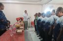Pamor Wicaksono, ketua umum PTMSI Brebes saat melantik pengurus PTM Tunas Bangsa Korwircal Wanasari. Fot: Poskotaonline