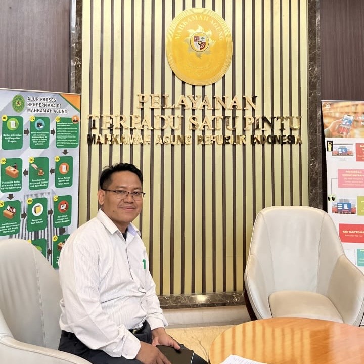 Karno Roso Direktur LBH KAHMI Kabupaten Brebes. Fot: istimewa